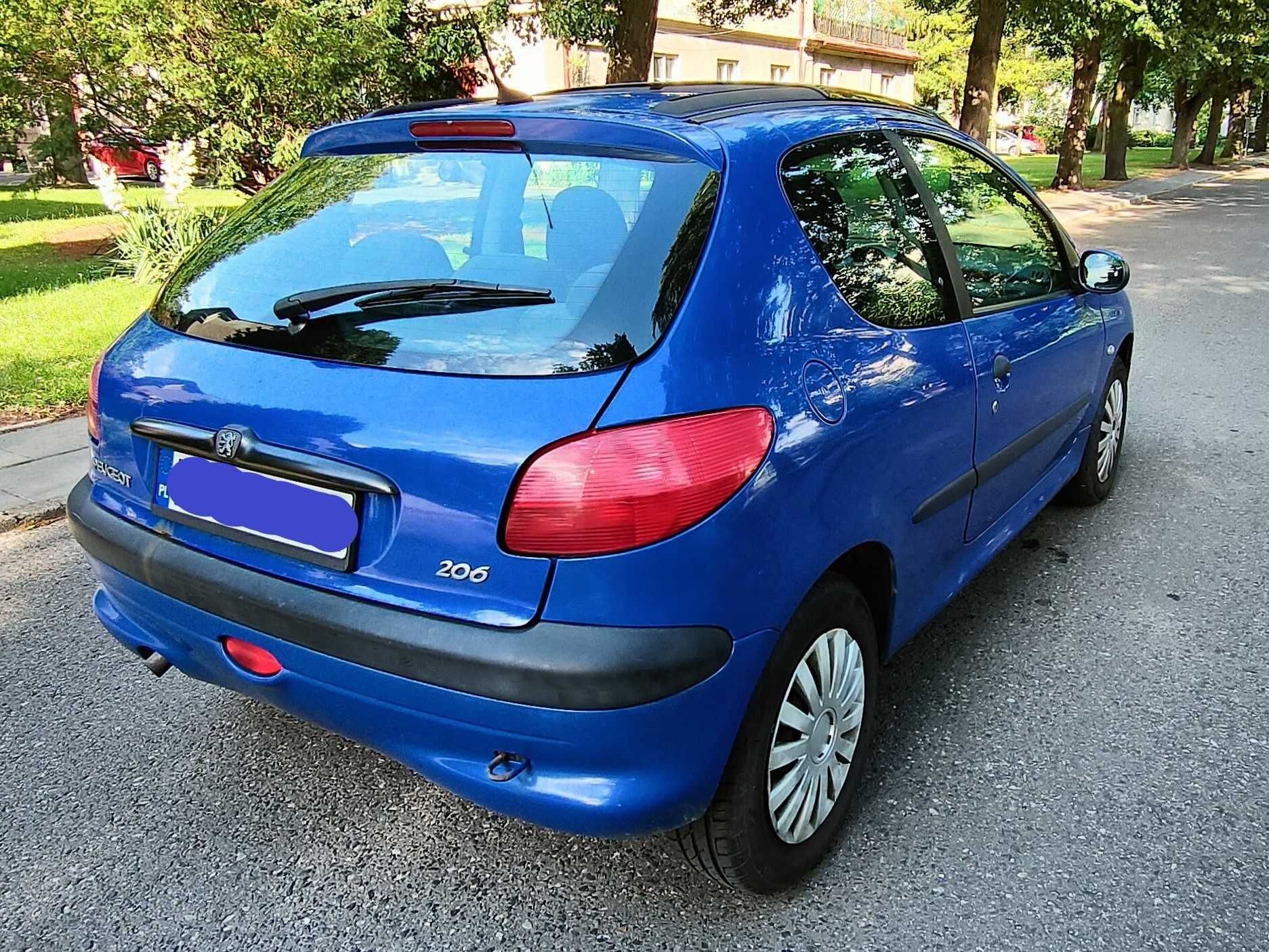 Peugeot 206; 2000; 1.6 benzyna