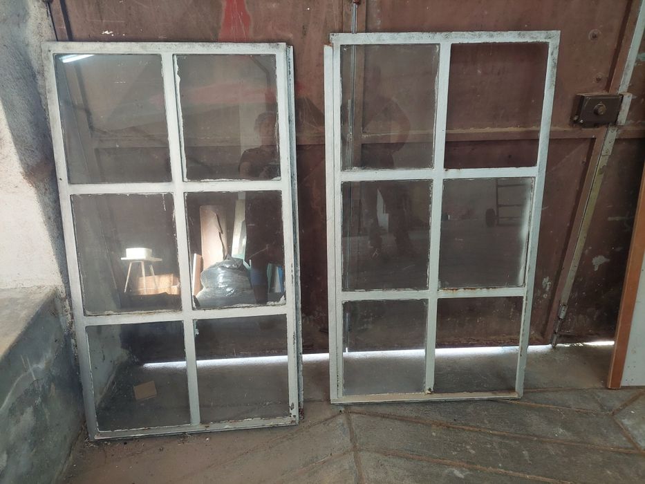 Janelas de ferro sem aro