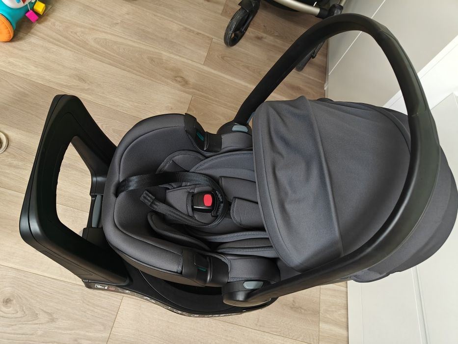 Fotelik plus baza Britax Romer Baby Safe 5z