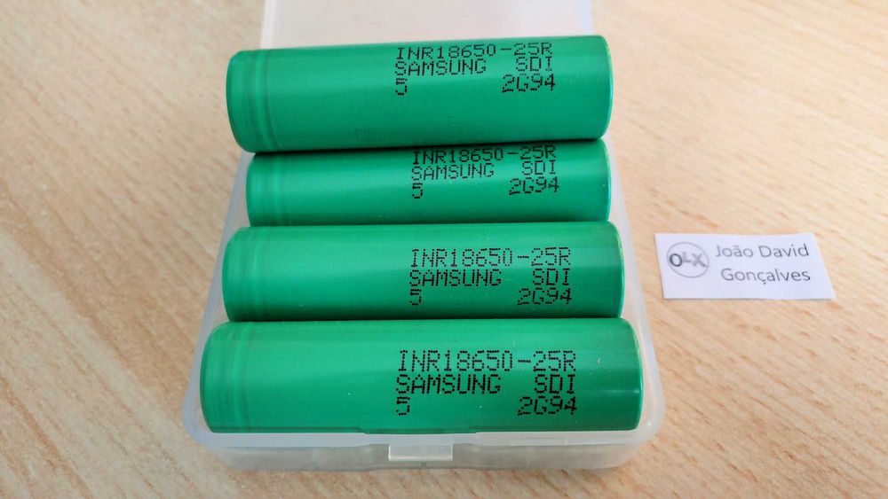 Pilha bateria 18650 Samsung 25R 2500 mAh 20A recarregável