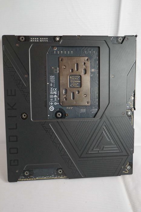 Материнська плата MSI MEG X870E GODLIKE