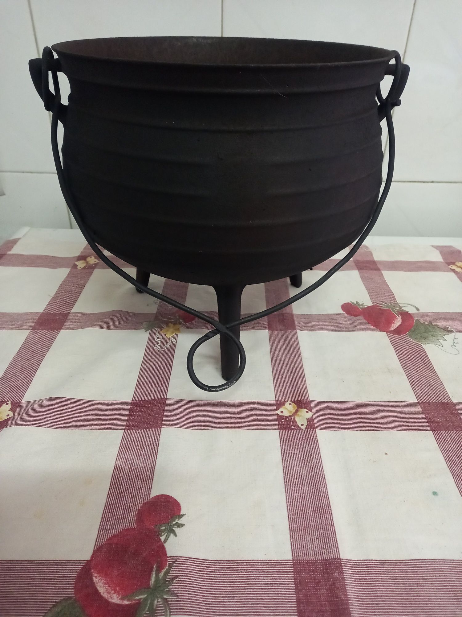 Panela Antiga de ferro.