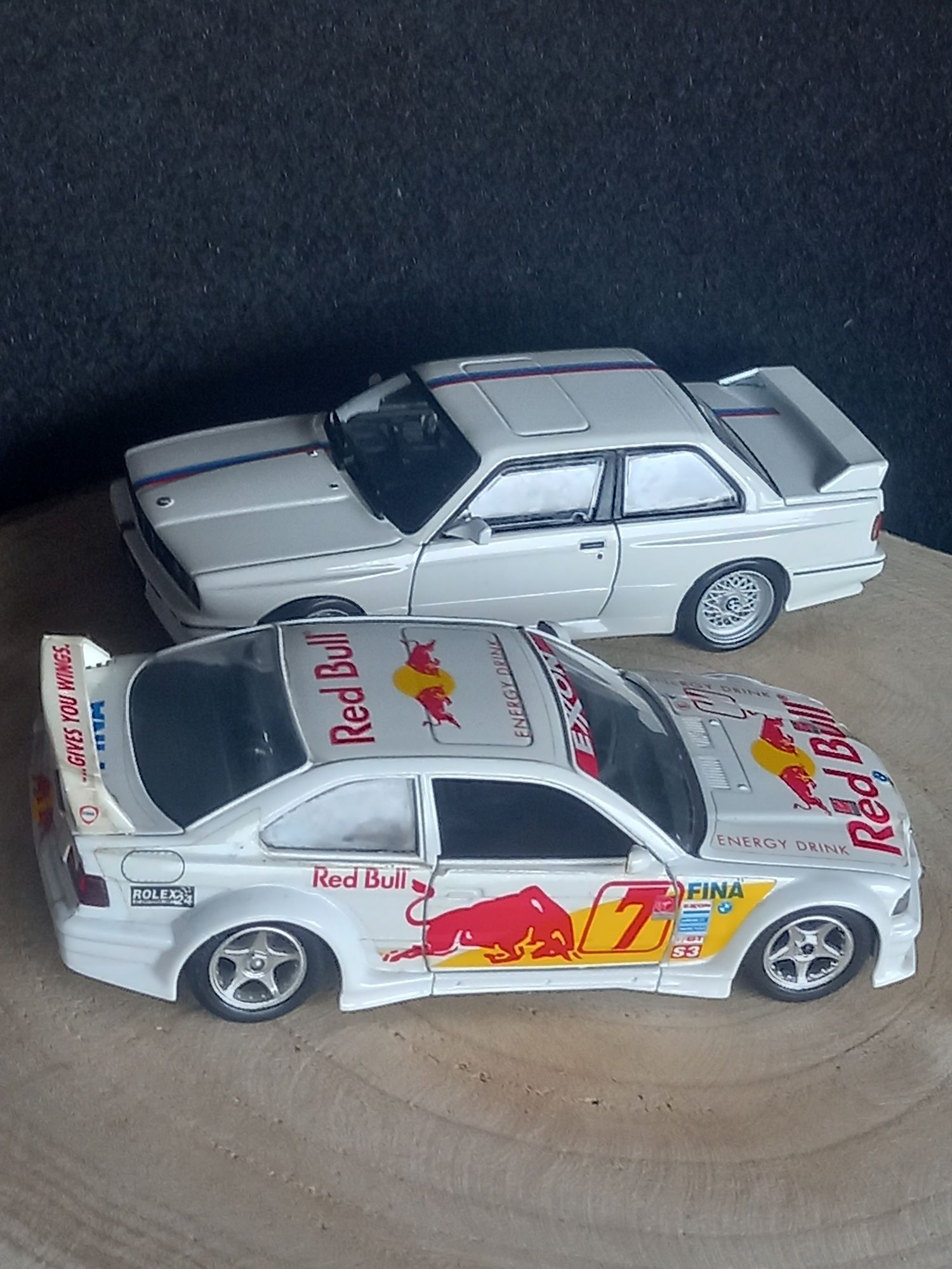 Conjunto de 2 BMW escala 1/24