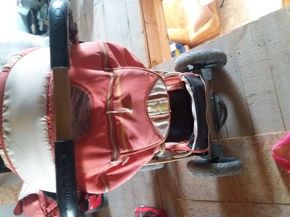 Продам дитячу коляску