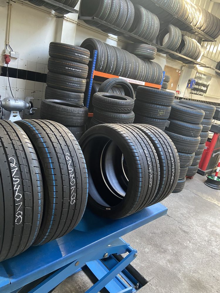 Pneus 215 / 40 R 18 Pirelll