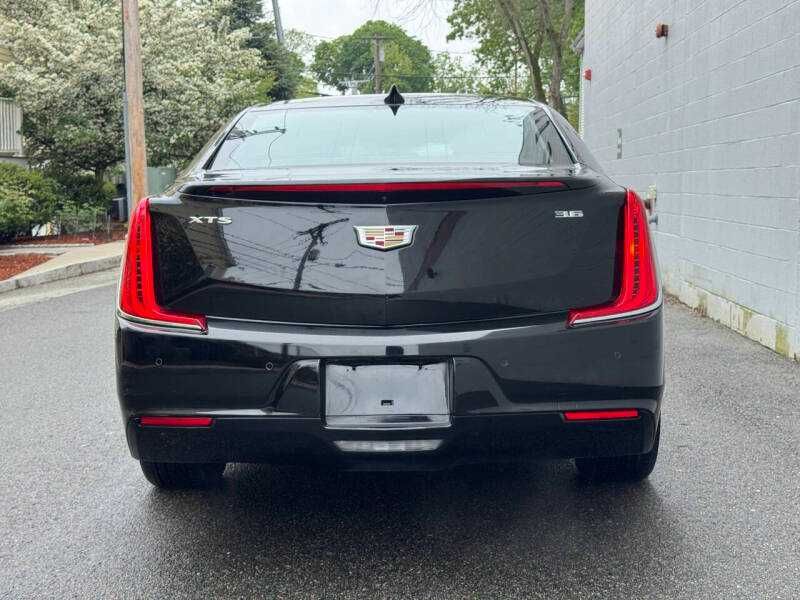 2018 Cadillac XTS Pro Livery