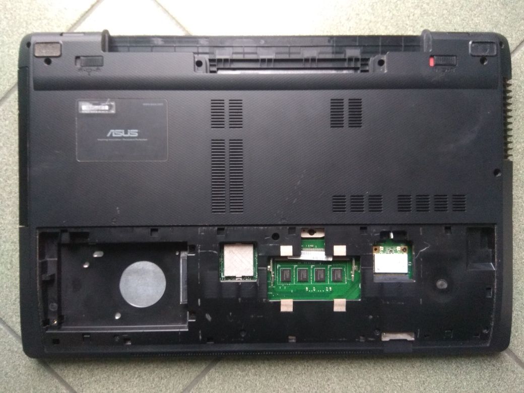 Игровой ноутбук Asus X75v Intel Core i5