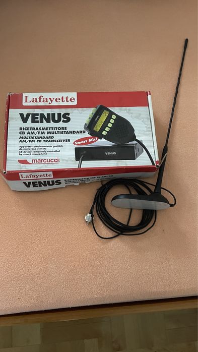 CB radio lafayette venus z anteną PRESIDENT