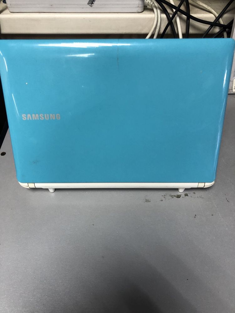 Ноутбук Samsung 15.6 n150 plus/amd 450/ddr2-1gb