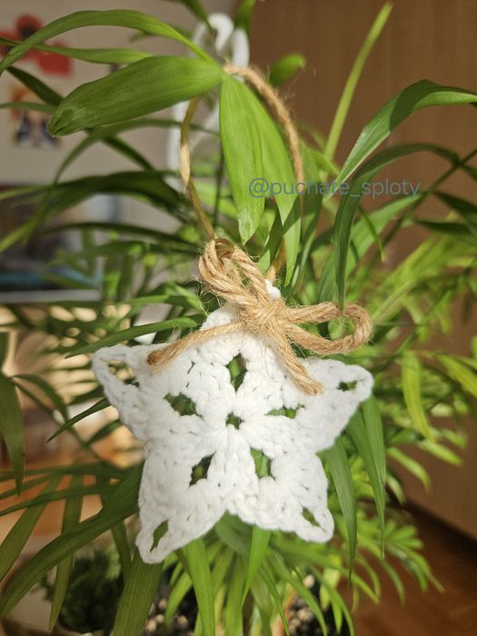 Śnieżynki szydełkowe 10 szt.