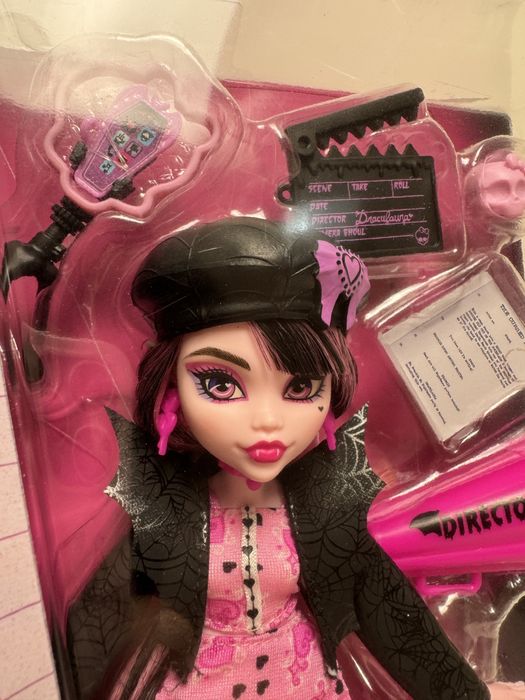 Дракулаура Монстер Хай Monster High Fearbook Draculaura Книга Страхів
