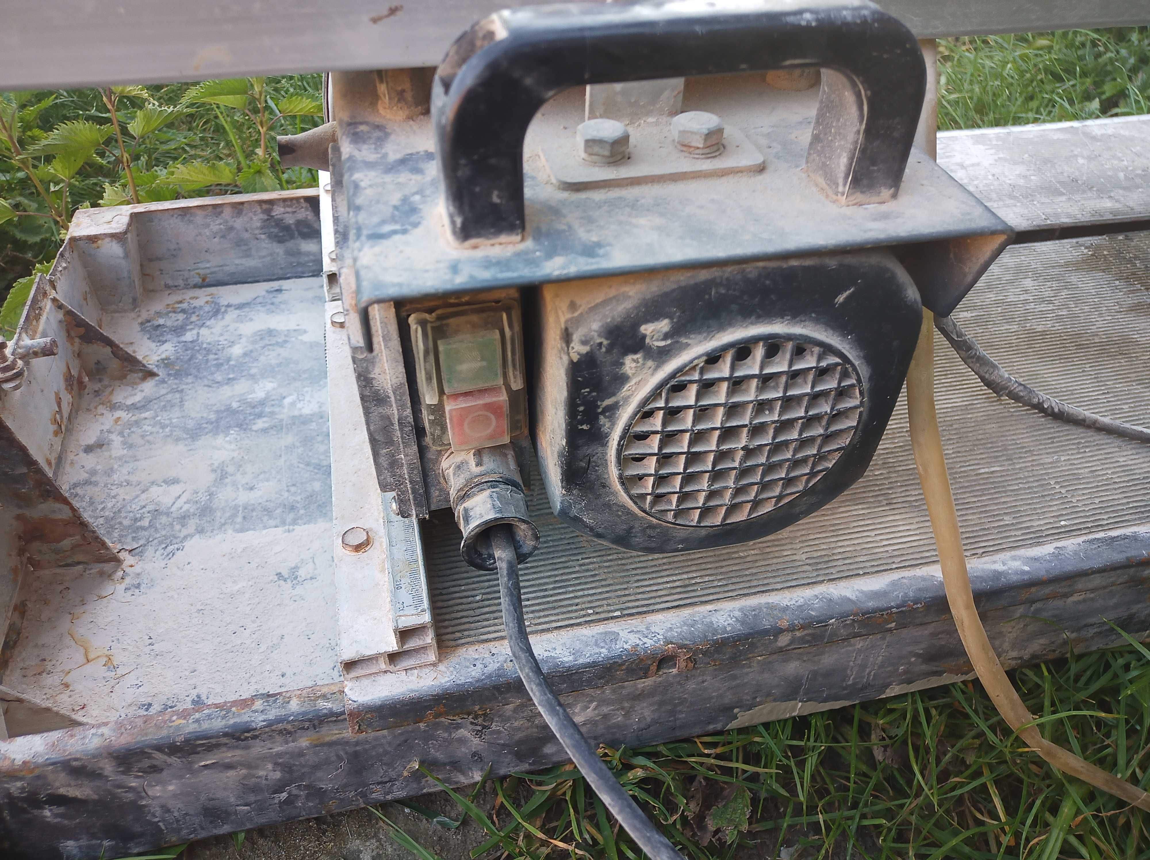 Przecinarka do płytek glazury Kaltmann elektryczna maszynka na mokro