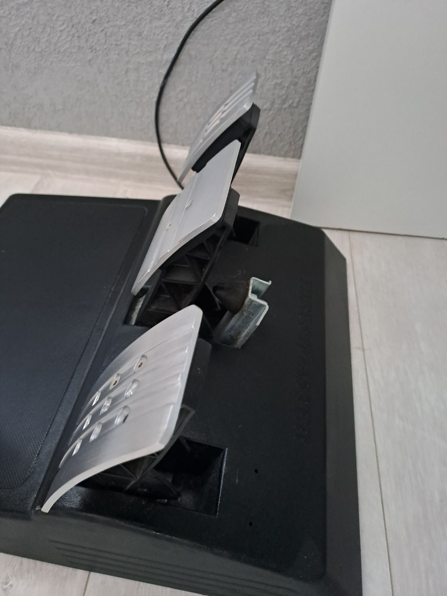 Kierownica Thrustmaster T150 PRO T3PA, z brake modem.