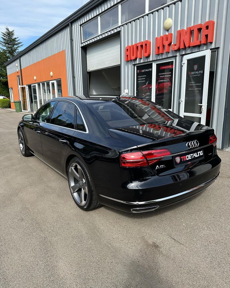 Audi A8 L najbogatsza full opcja VAT 23%