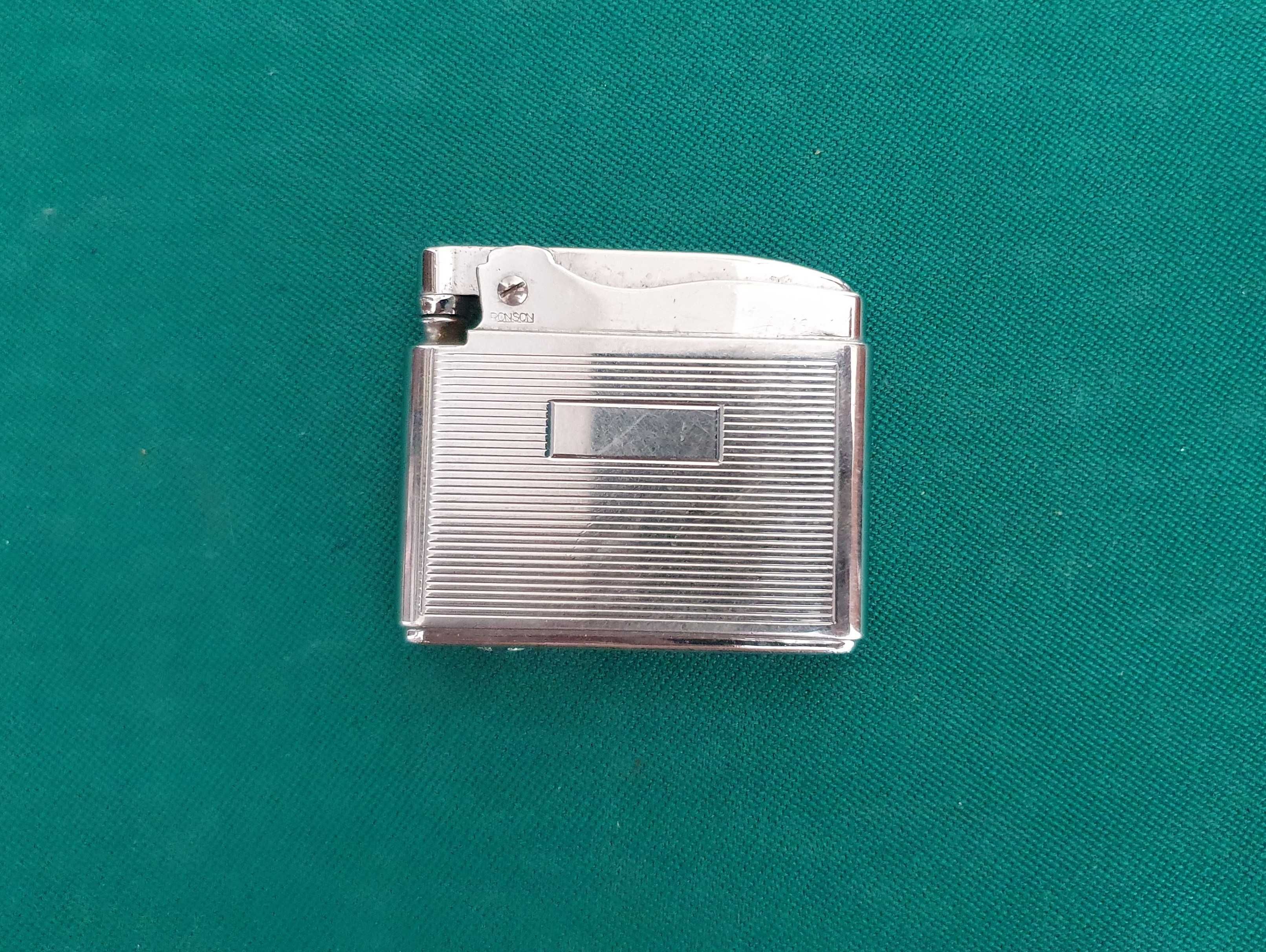 Isqueiro Ronson Adonis, a gasolina, Anos 50 - Made in England