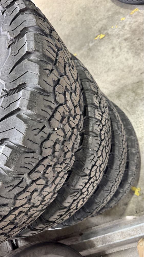 Vendo pneus BFGoodrich AT 265/70 R17