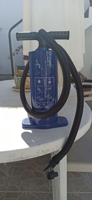 Bomba para encher insufláveis