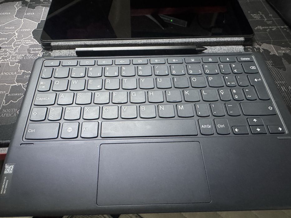 Tablet Lenovo tab P11 + Teclado + Caneta