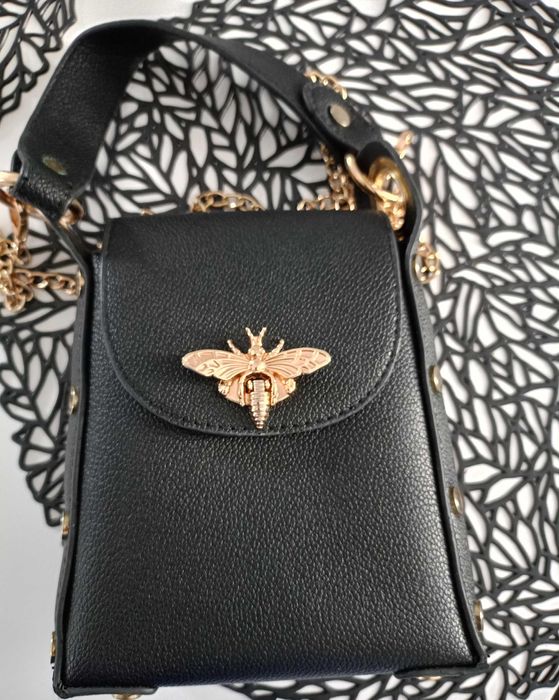 Torebka czarna skórzana