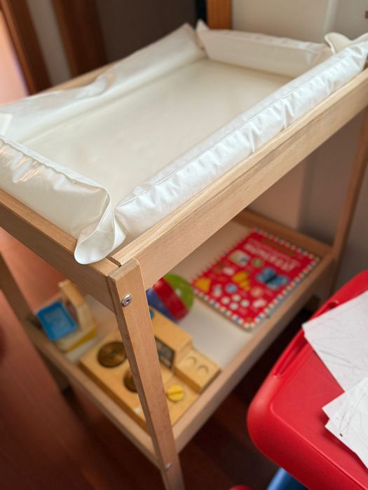 Muda Fraldas/ Trocador Sniglar + banheira Ikea