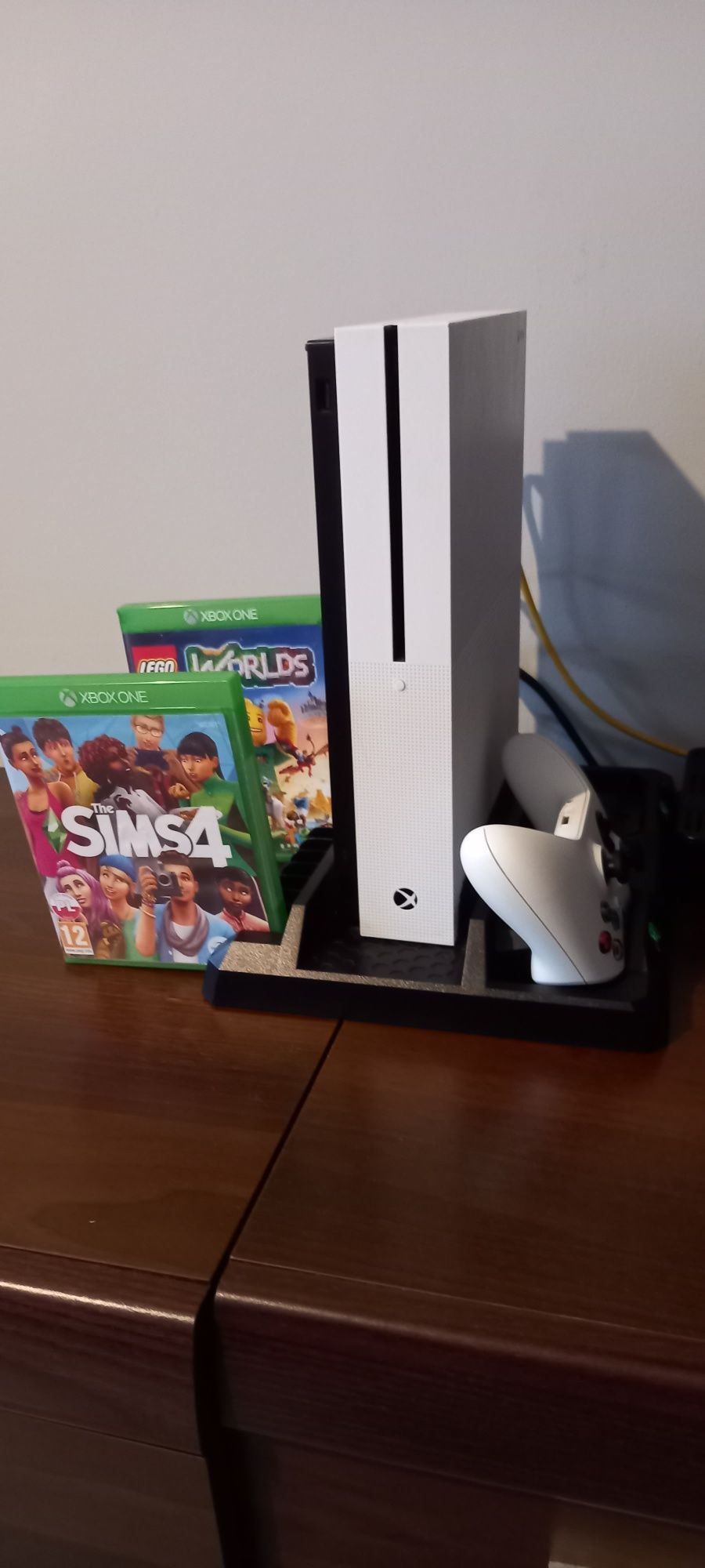 Xbox one S / 1TB