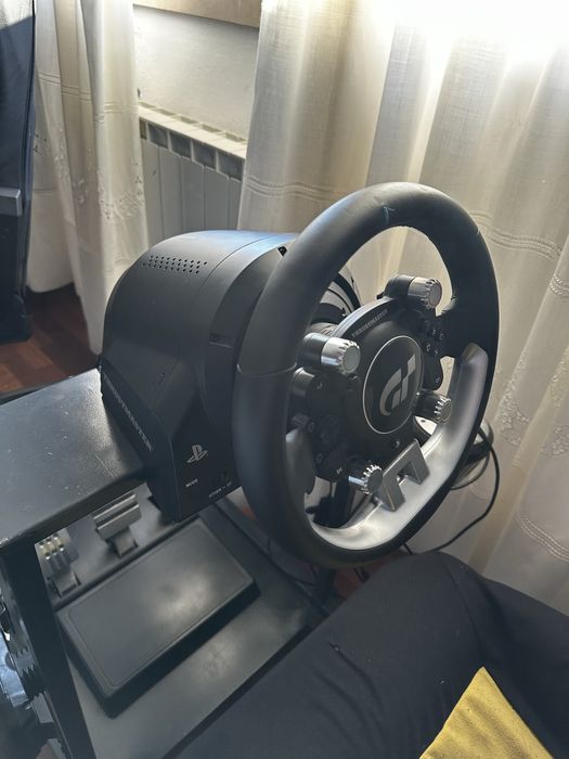 Conjunto Trustmaster T-GT