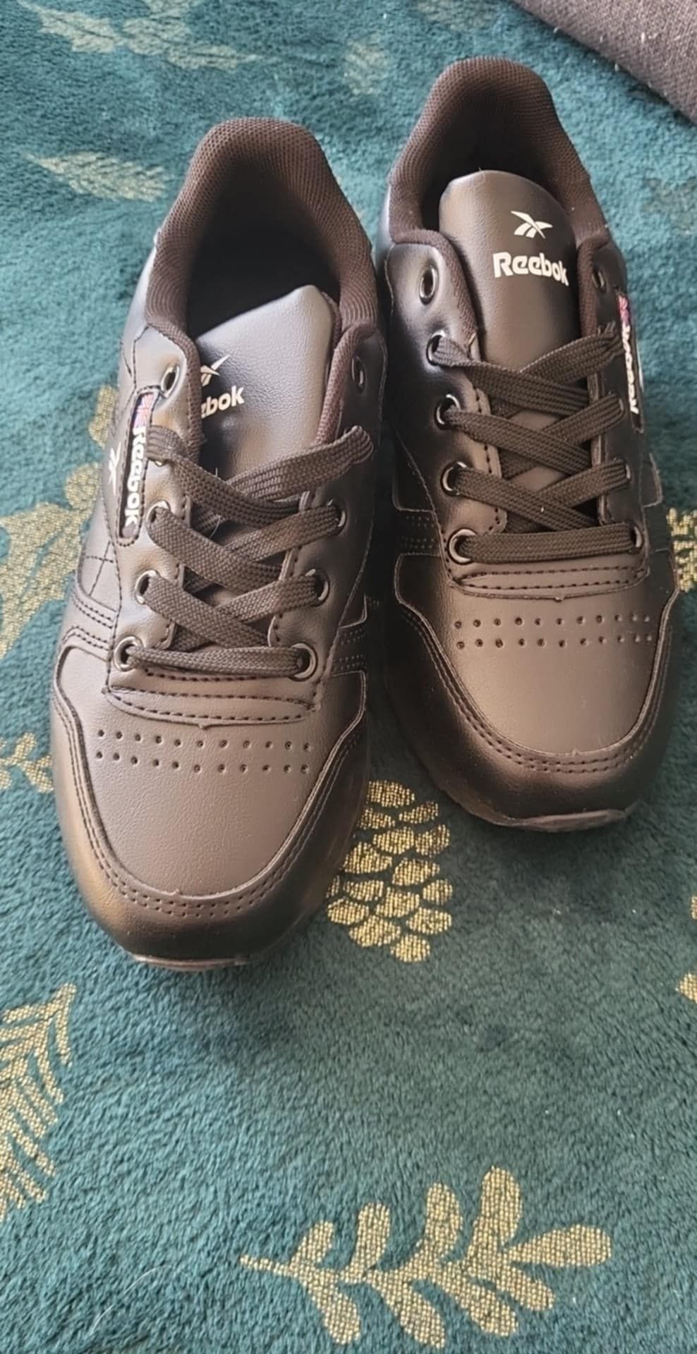 Nowe buty damskie 36