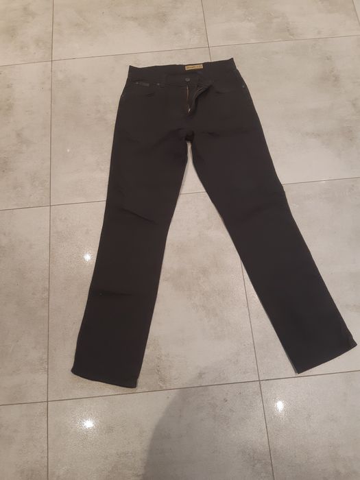 Spodnie Wrangler Texas W33 L34 czarne.