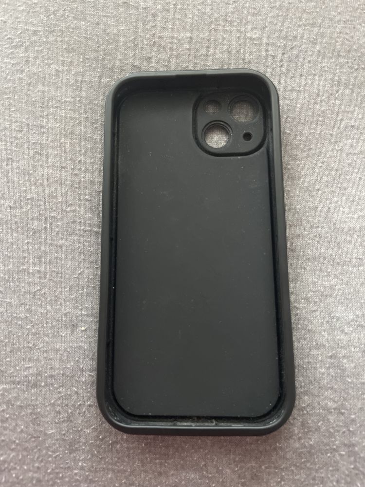 Etui na iphone 13