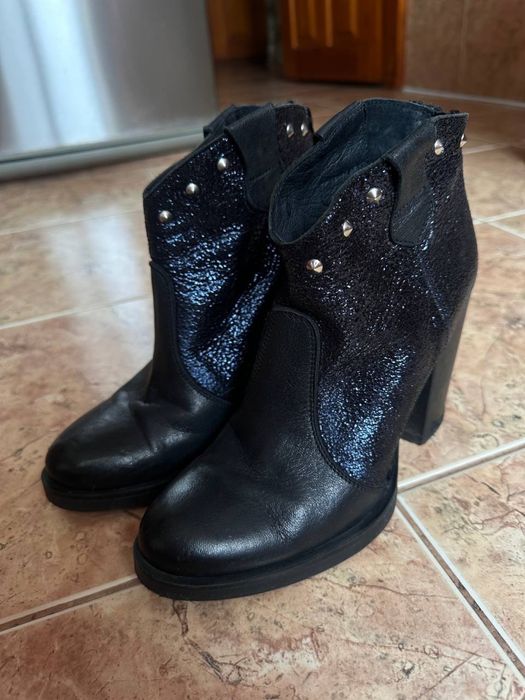 Боти сині осінні