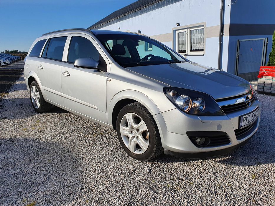 Opel Astra H Kombi 1.6 16V Klima Tempomat Hak Zamiana 226 Tyś Km Zadba