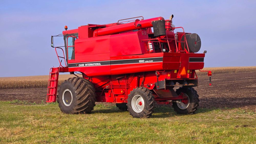 Комбайн кейс 1660