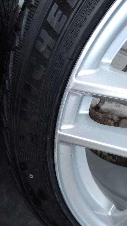 [70] GOLF JETTA Octavia 225/40/18 A B klasse LEON  A3 C204 tpms 5x112