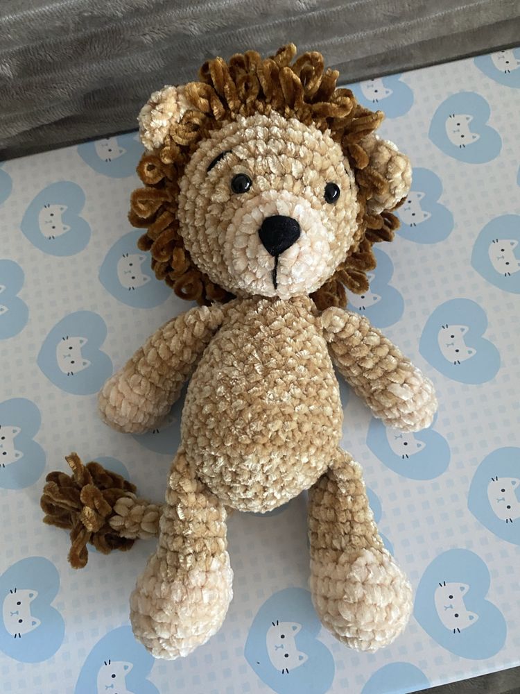 Leão em crochet