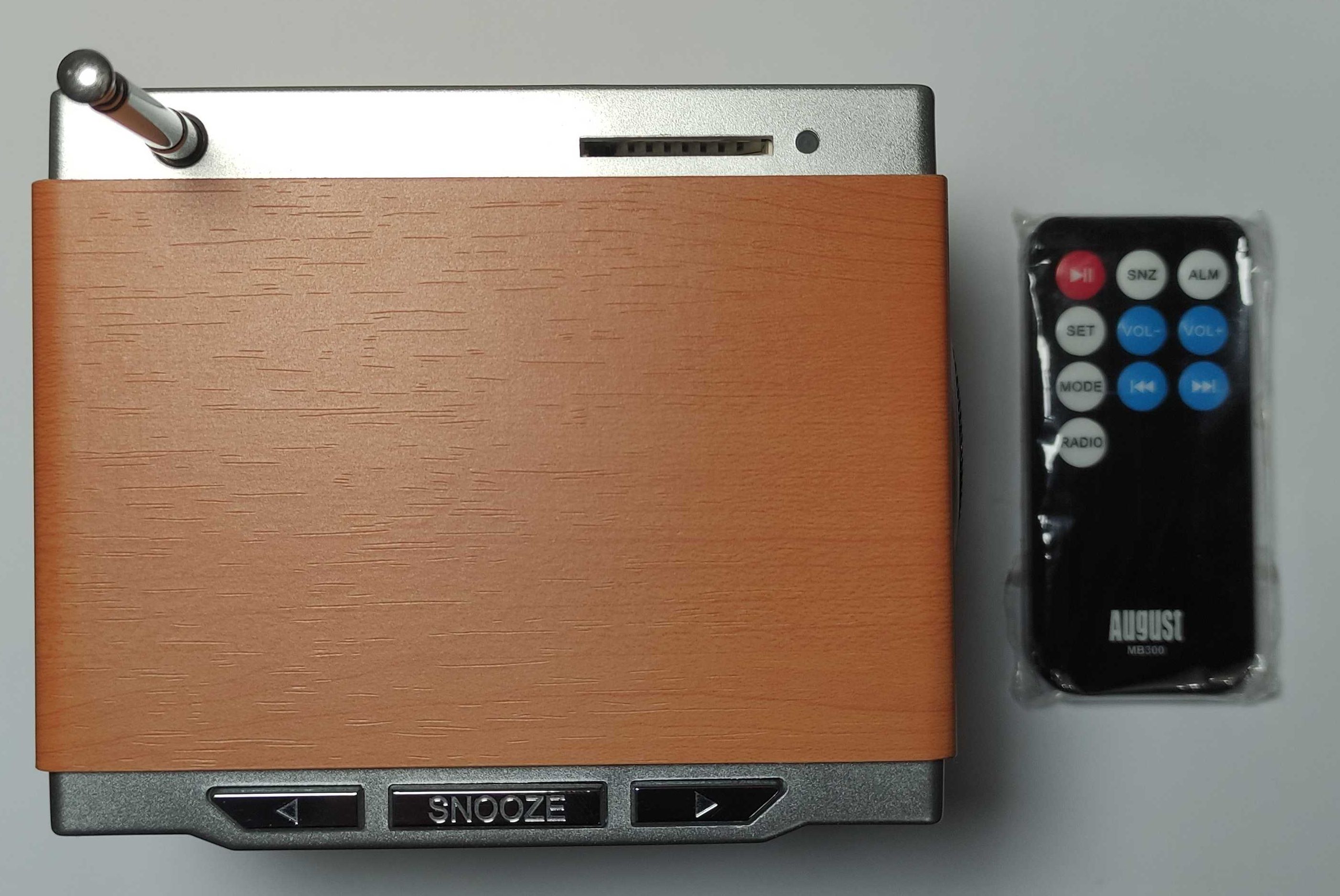 Нова MP3-стереосистема з FM, годинник, SD-карта, USB та AUX