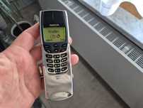 Nokia 8810 ladny stan bez simloka