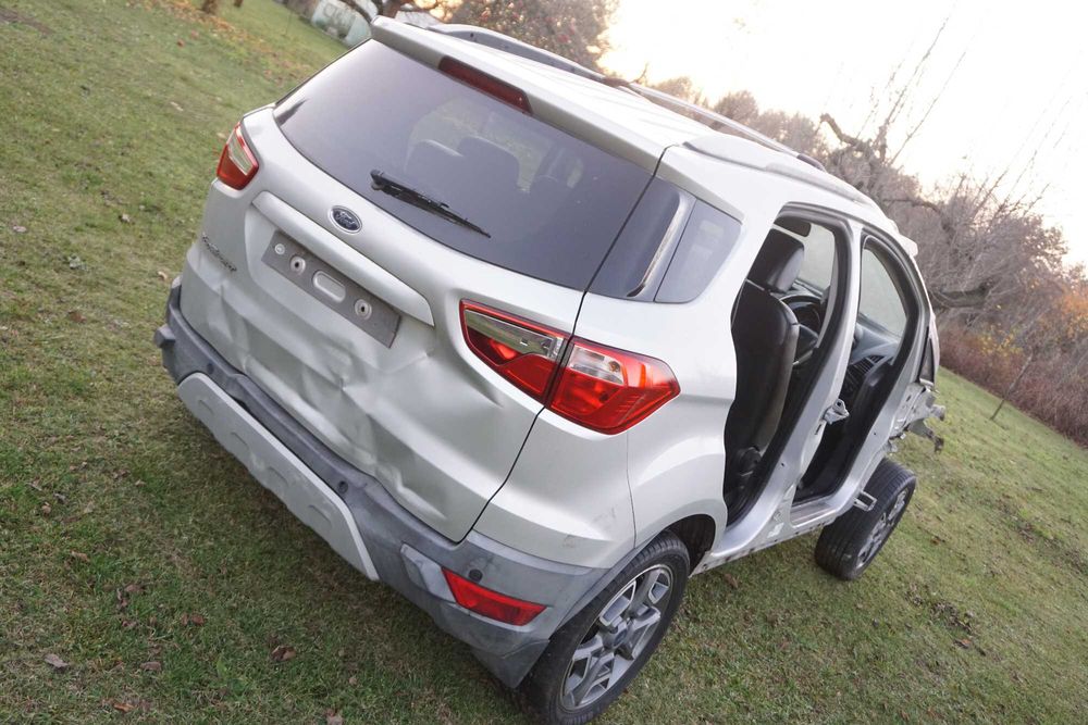 Ford ekcoSport mk2 szkielet skóry koła błotnik lewy prawy tył Całość *