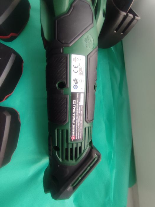 Szlifierka kątowa akumulatorowa parkside z akumulatorami