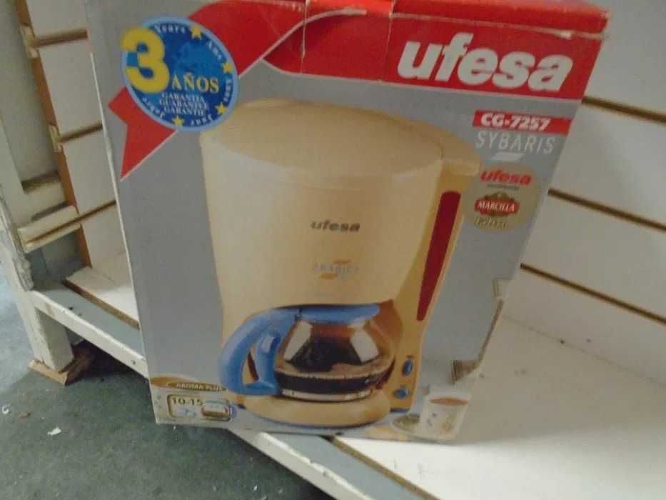 Máquina de Café CG-7257 Ufesa