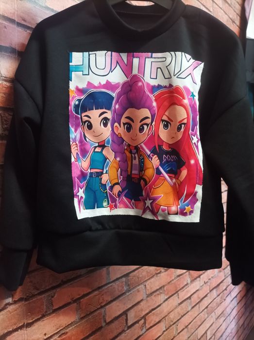 Wyprzedaż Ostatnia Bluza Huntrix K-pop Czarna 104 110