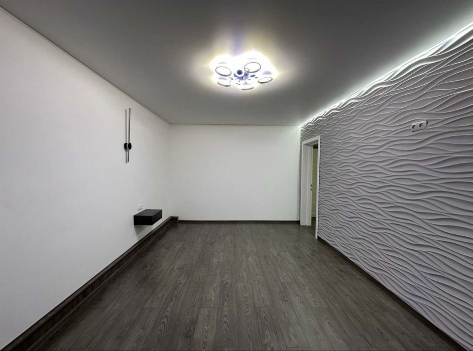 Продам 3 комн, АО, ремонт!