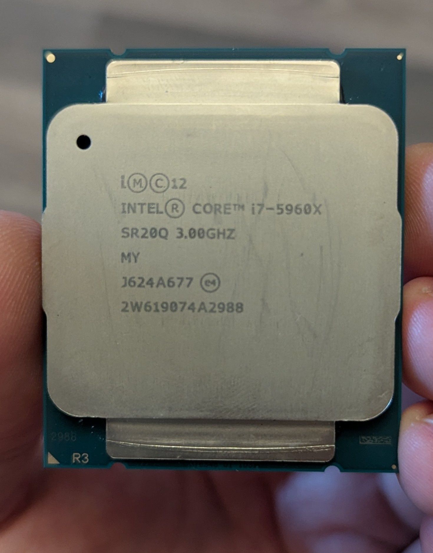Intel Core i7-5960X — 8 ядер / 16 потоків для LGA2011-v3