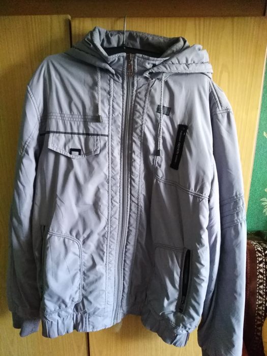 Пакет чоловічих речей 52 розміру, дуже багато.