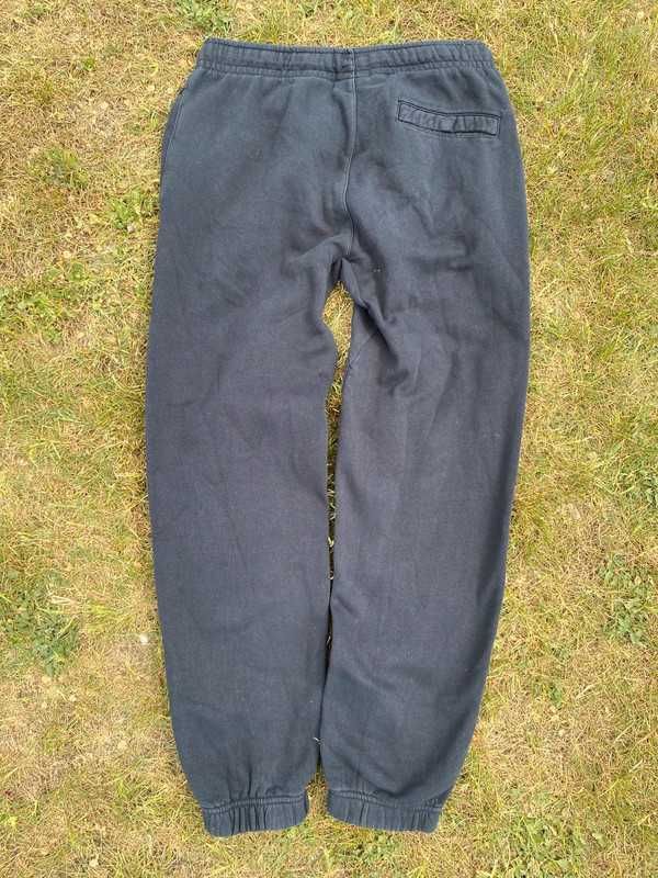 Spodnie dresowe męskie Nike jogger czarny M fleece sport haft logo