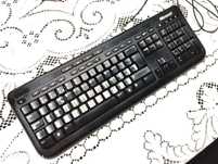 Teclado com fio Microsoft 600 - bom estado