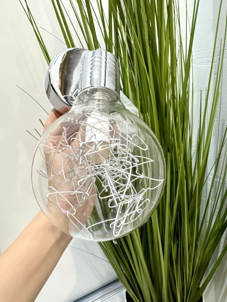 Nowa lampa kinkiet żarówka, świeci do 28W