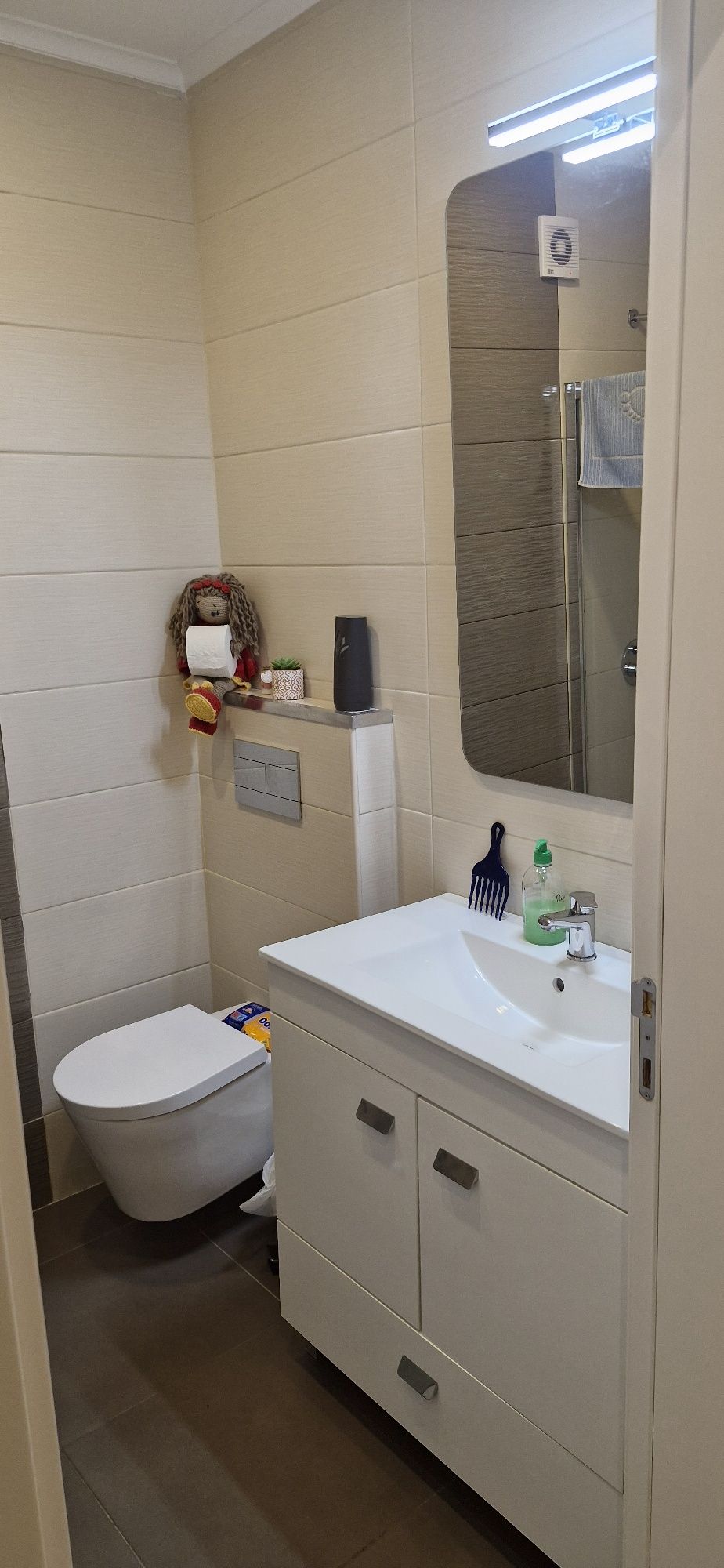 Alugo quarto impecável na Ramada