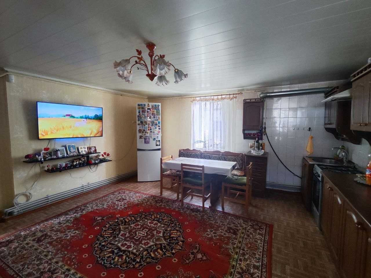 Продам будинок на ж/м Сокыл-2.