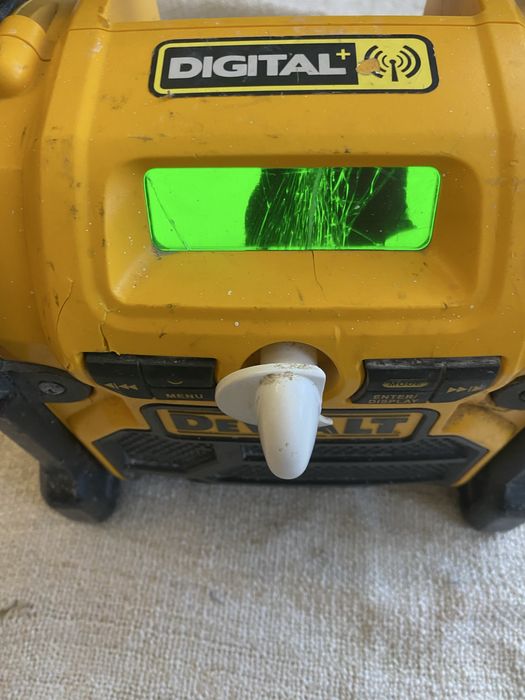 Радио DeWalt DCR020 Germany