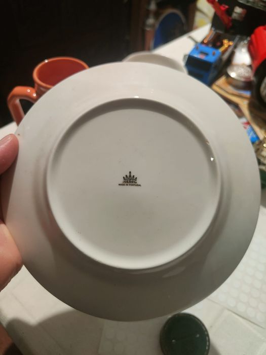 Prato infantil em porcelana com desenhos